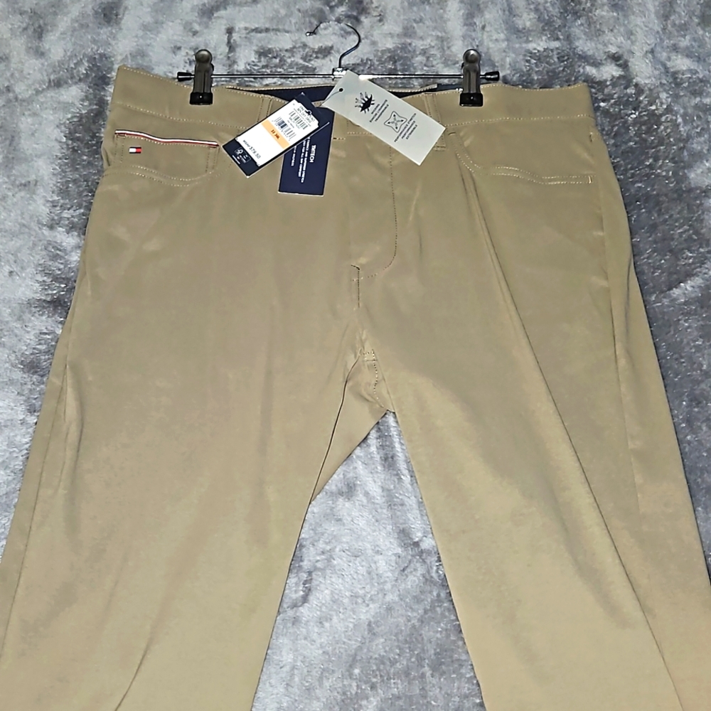 Tommy Hilfiger TH Flex Chinos.BRAND NEW WITH TAGS!!!